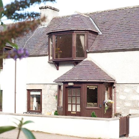Strathspey Cottage คาร์บริดจ์ ภายนอก รูปภาพ