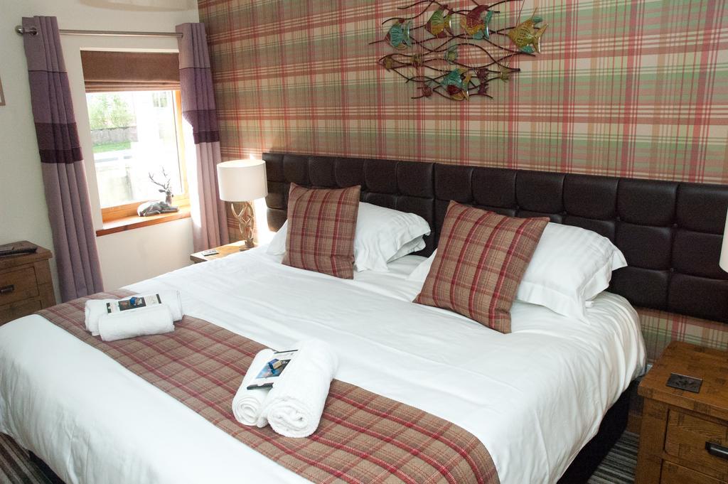 Strathspey Cottage คาร์บริดจ์ ภายนอก รูปภาพ